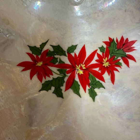 Vintage Holiday Candy Trinket Dish Opalescent Poinsettia Motif & Gold gilded Rim - Picture 4 of 4